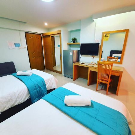 J.Residence Samut Prakan Exterior photo