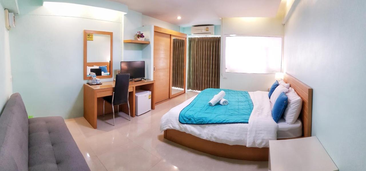 J.Residence Samut Prakan Exterior photo